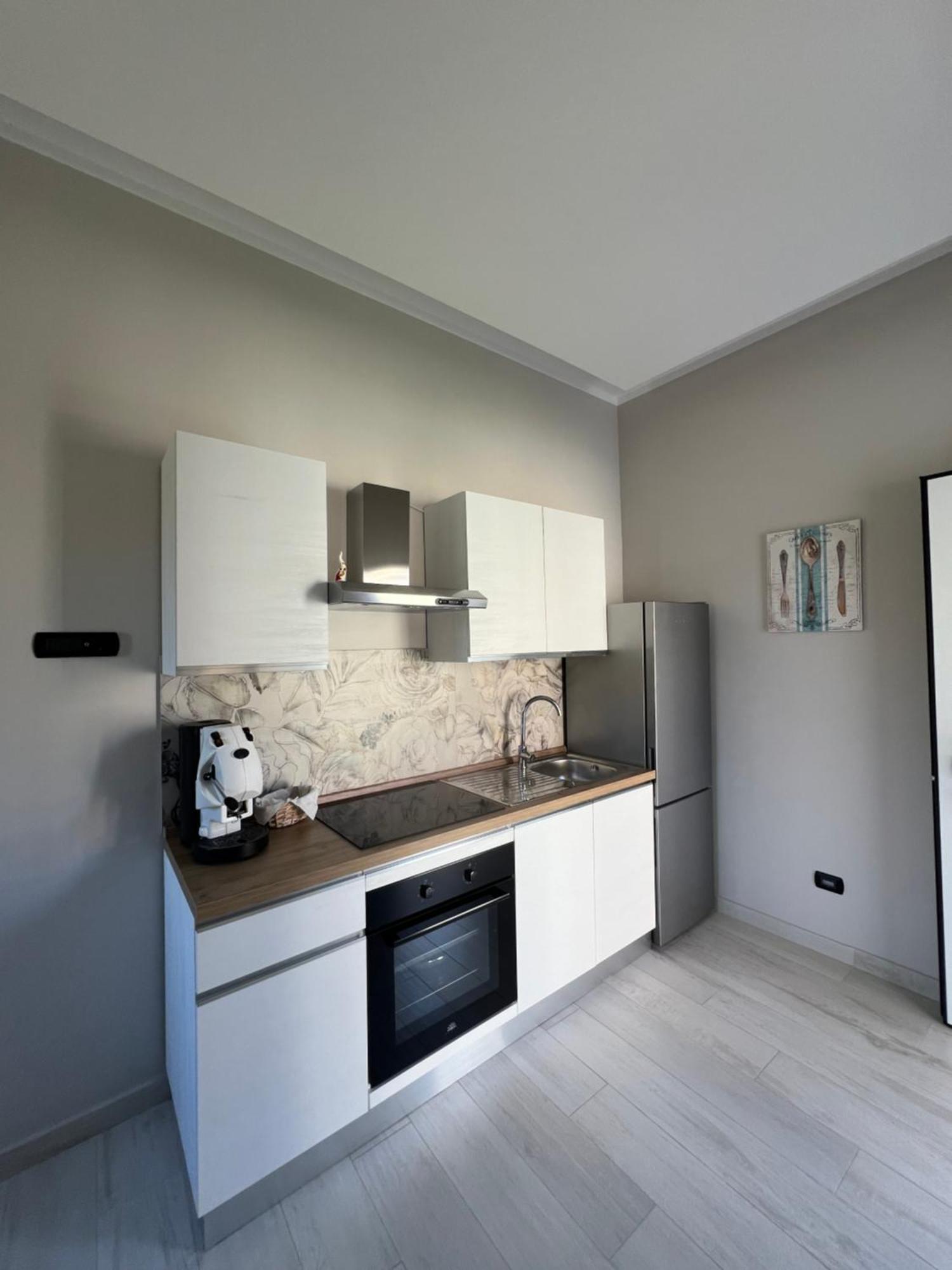 קסטלמרה די סטביה Brass Apartment מראה חיצוני תמונה