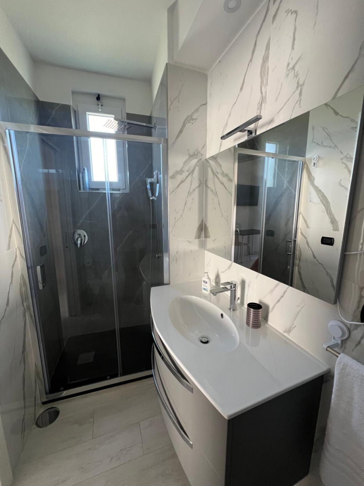 קסטלמרה די סטביה Brass Apartment מראה חיצוני תמונה