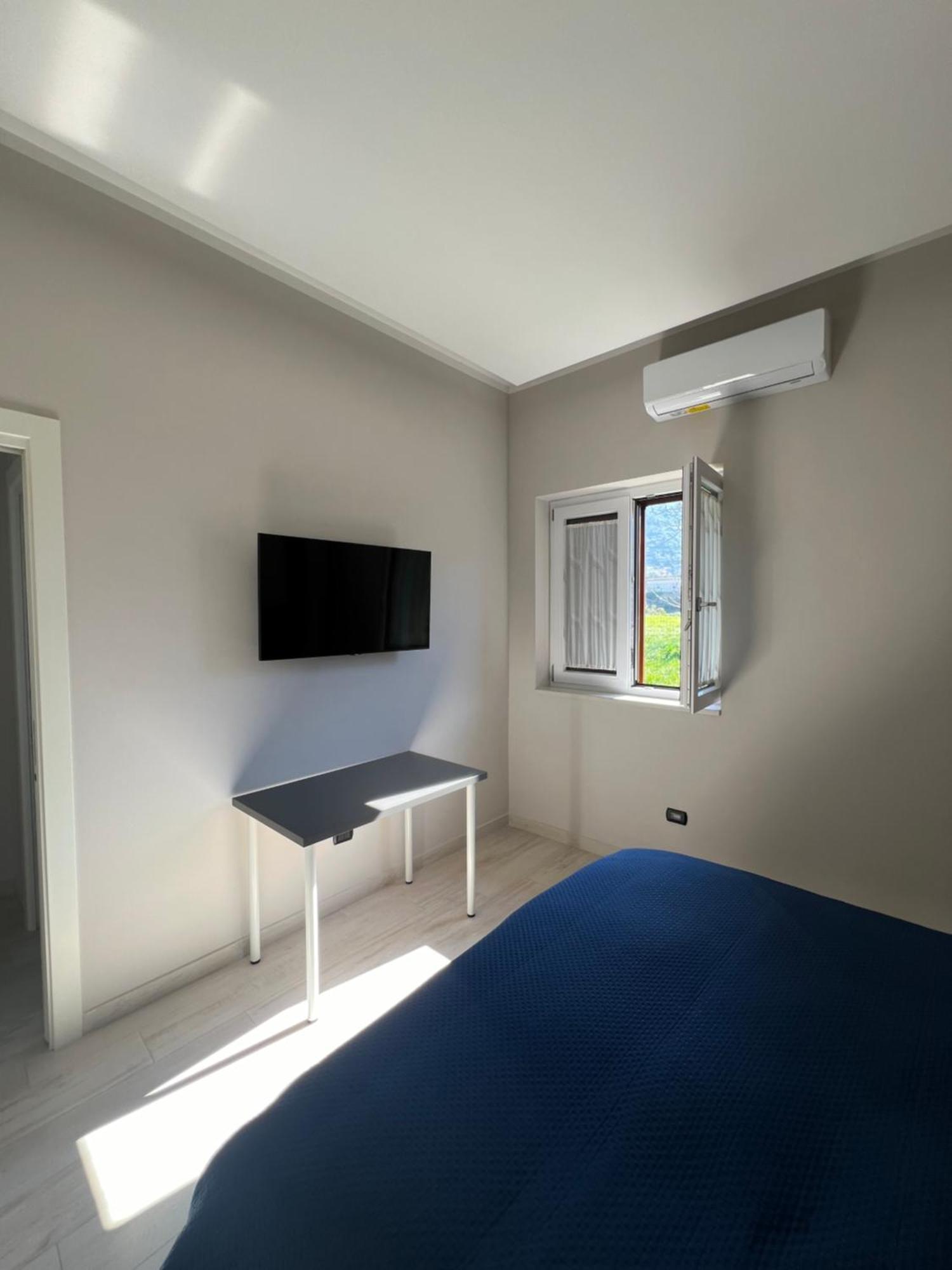 קסטלמרה די סטביה Brass Apartment מראה חיצוני תמונה